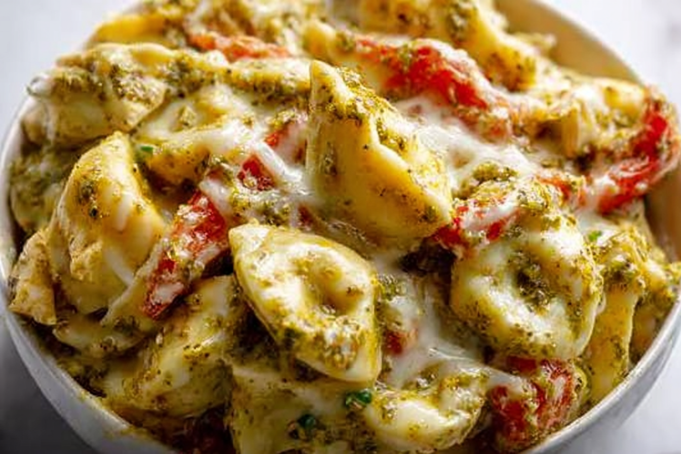 Slow Cooker Tortellini Casserole with Cheesy Chicken & Pesto